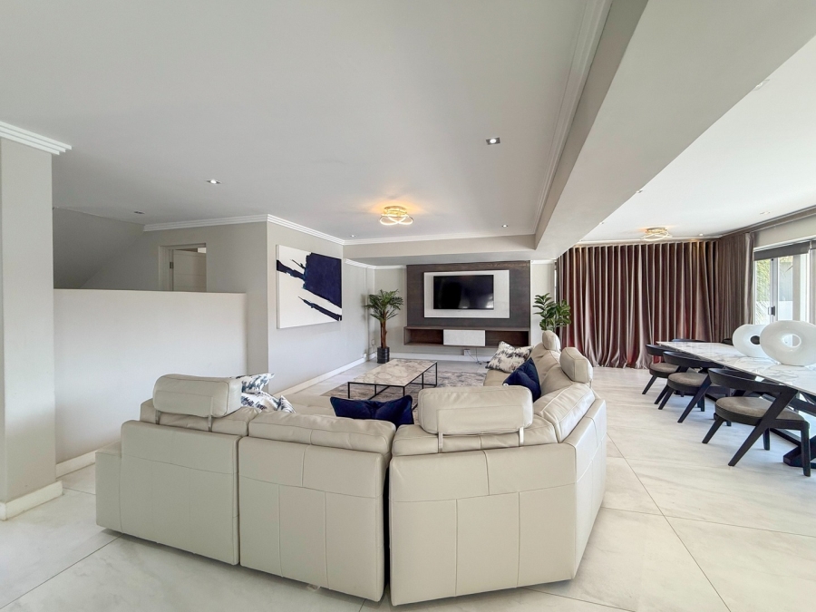 5 Bedroom Property for Sale in The Islands Estates North West